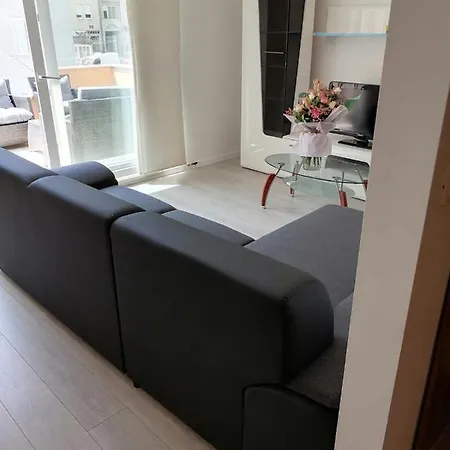 Modern Apartman Апартаменты Сплит